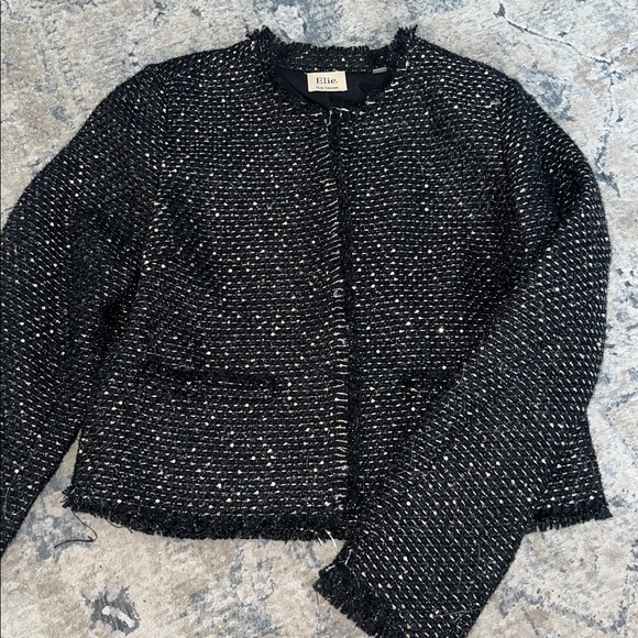 Elie Tahari Jackets & Blazers - Elie Tahari Black and Cream Textured Blazer